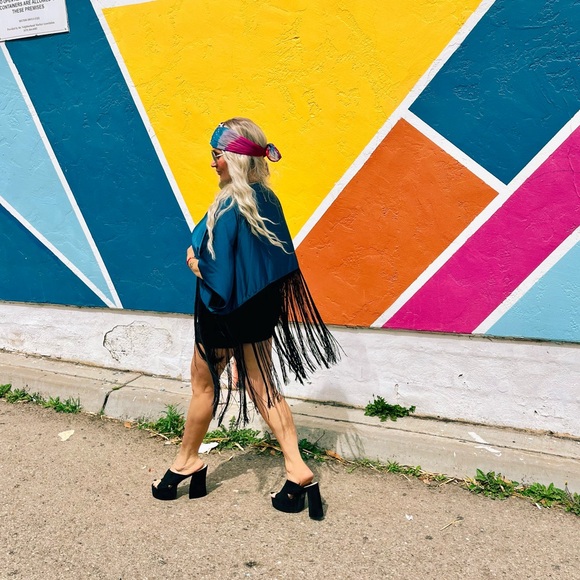 DEEP TEAL FRINGE KIMONO - Picture 4 of 10